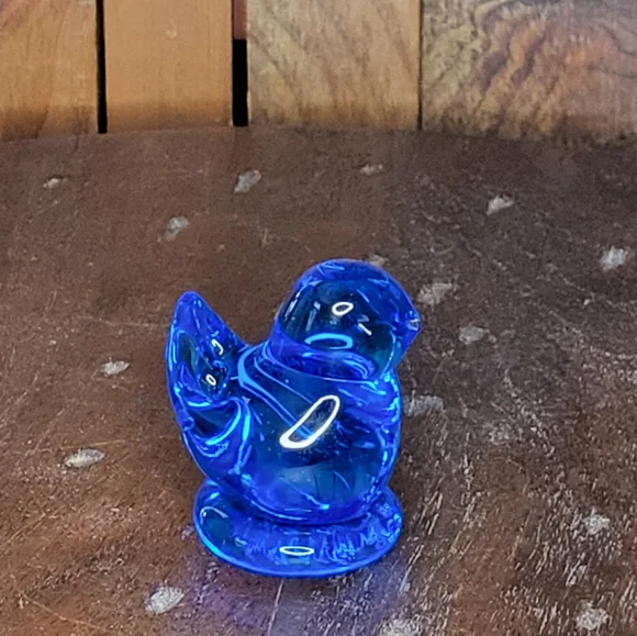 Mini Blue Glass Bird Figurine - Picture 6 of 13
